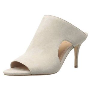 Suede Mule Heel NEW Pour La Victoire Zandra Cream
